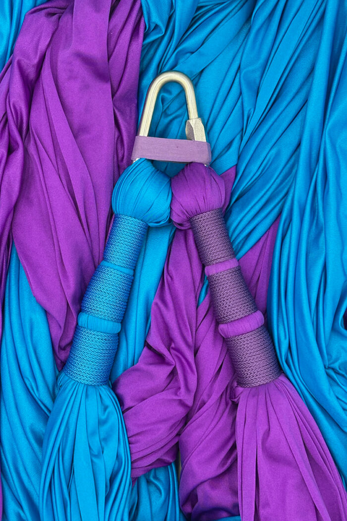 Dichromatic Silks - Image 11